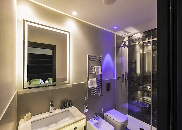 Hotel The Glam