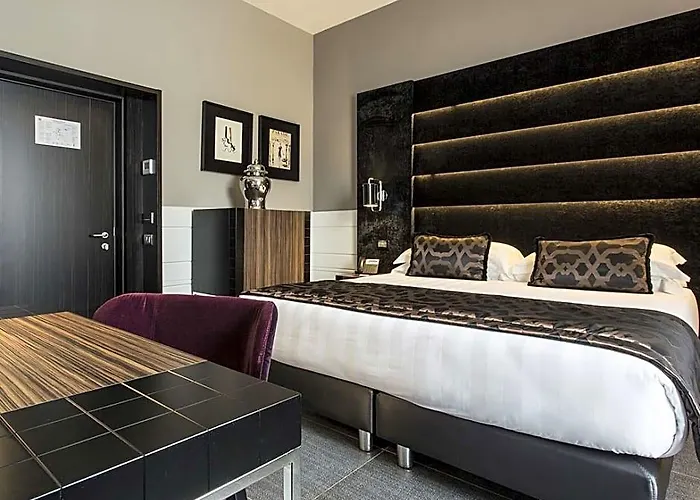 The Glam 4* Rome