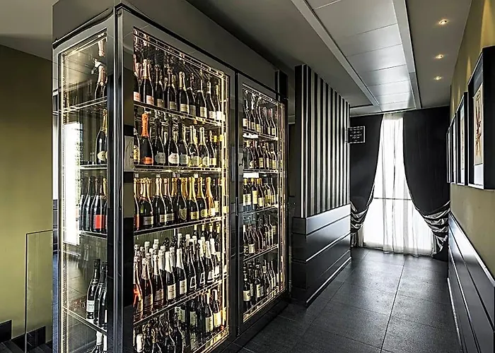 Hotel The Glam 4*