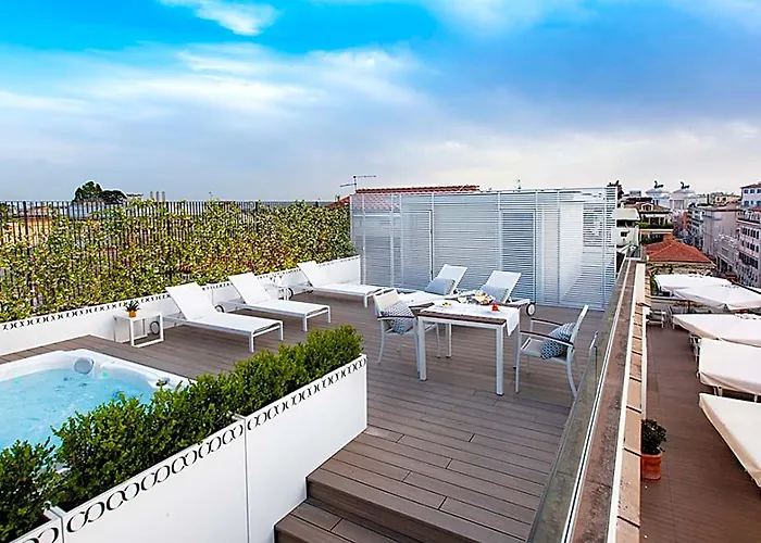The Glam Hotel